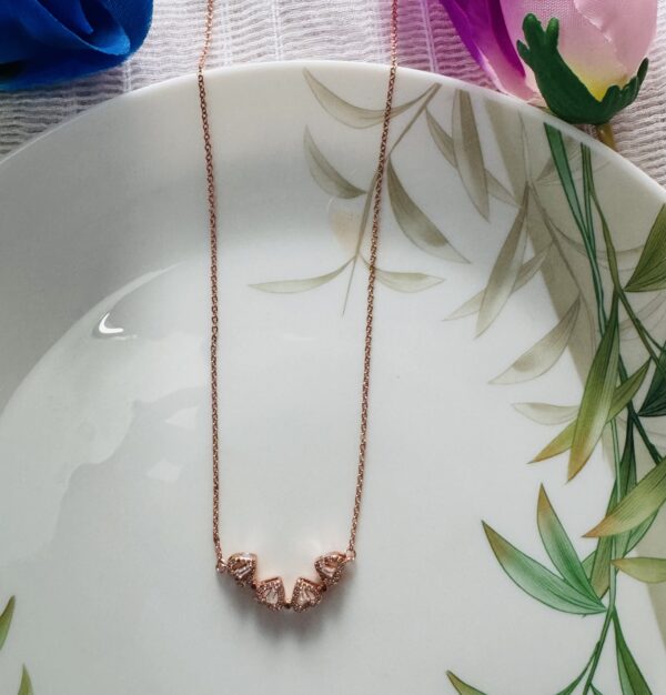 Magnetic Flower Necklace - Image 2